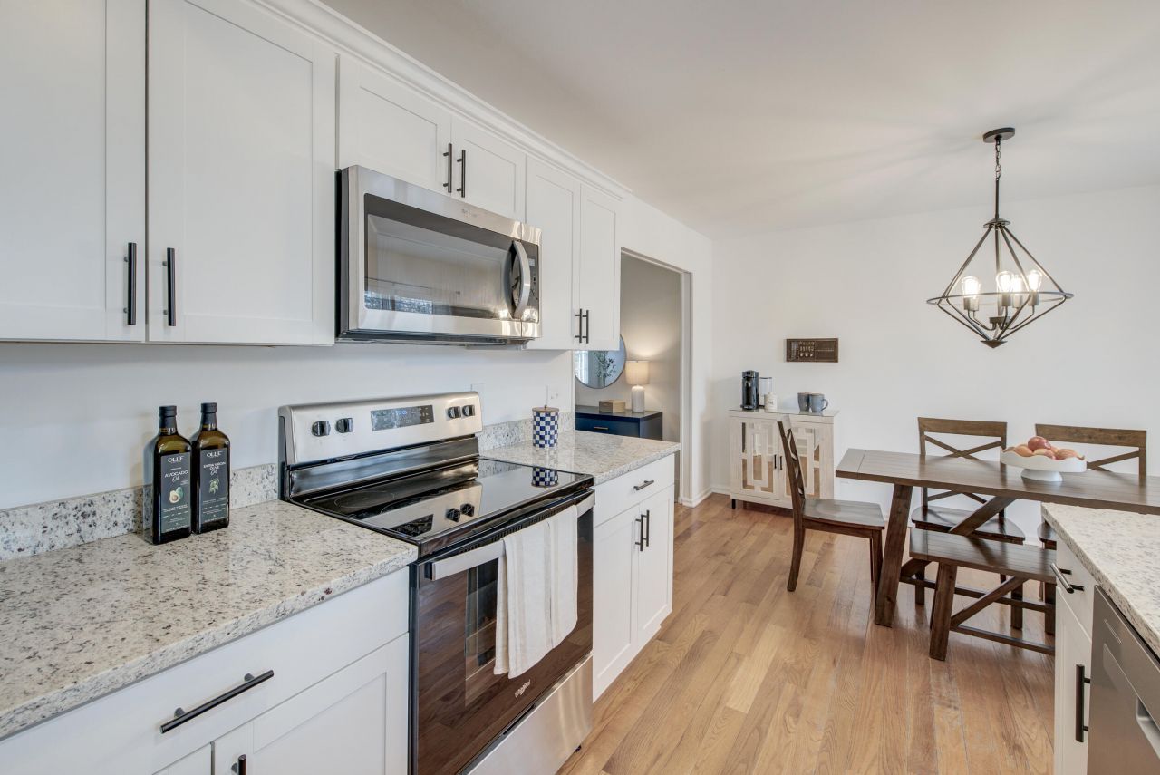 807 Eastern White Pines Road Photo 6