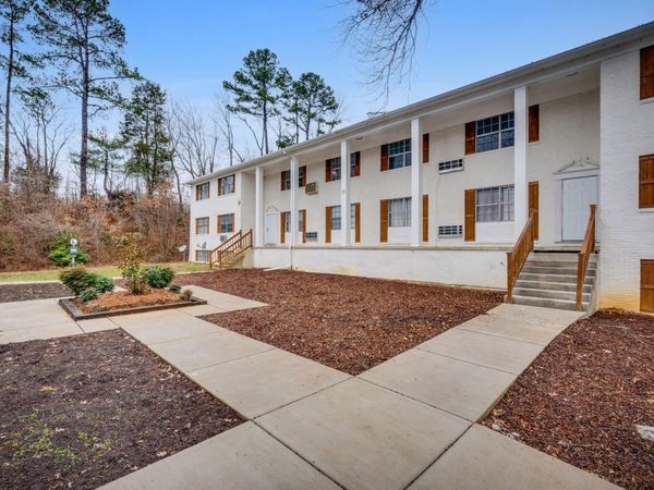 1433 Stratford Rd , Kingsport, TN 37664