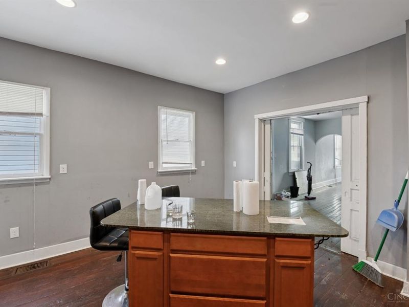 1324 Apjones Street, Cincinnati, OH 45223 Photo 11