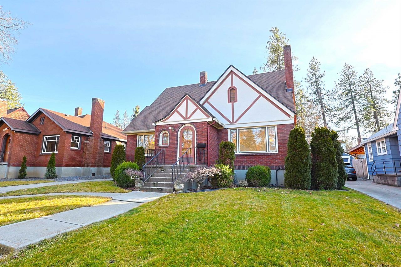 417 W 26th Ave, Spokane, WA 99203 Main Photo