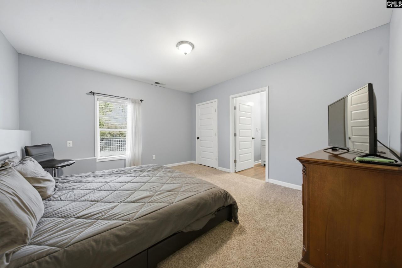 157 Grey Oaks Lane Photo 17