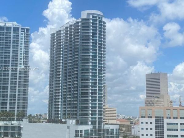 31 SE 6th St , Unit 1404, Miami, FL 33131