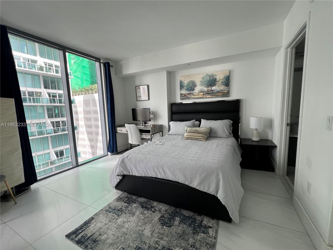 31 SE 6th St , Unit 1404, Miami, FL 33131 Photo