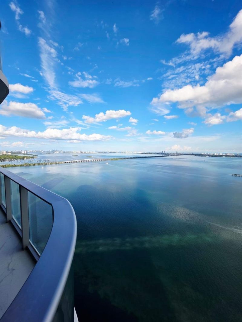 700 NE 24th Street, Unit 2305, Miami, FL 33137 Photo