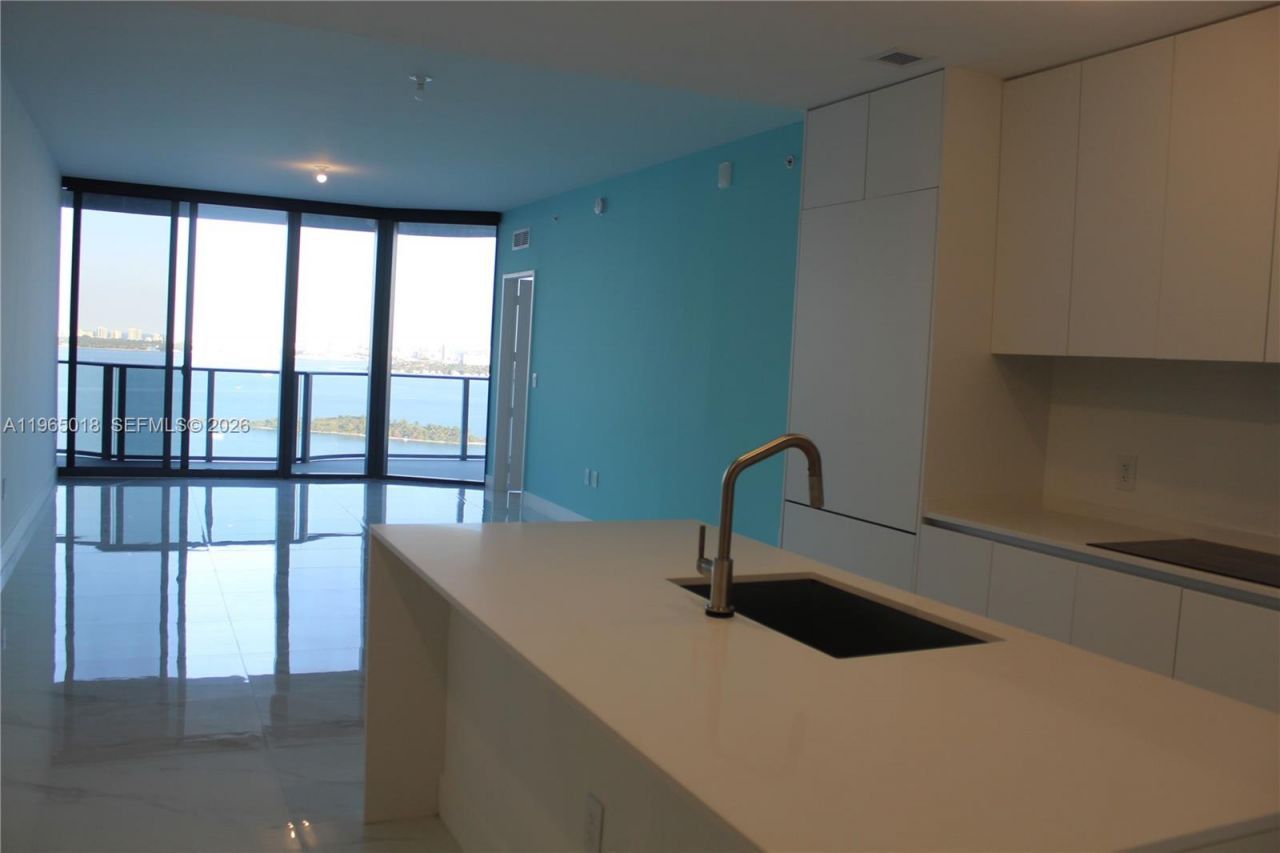 700 NE 24th Street, Unit 2305, Miami, FL 33137 Photo