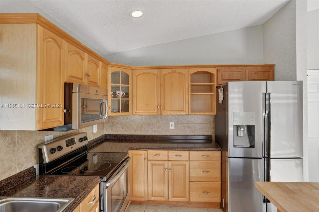 20309 SW 86th Ct, Cutler Bay, FL 33189 Photo