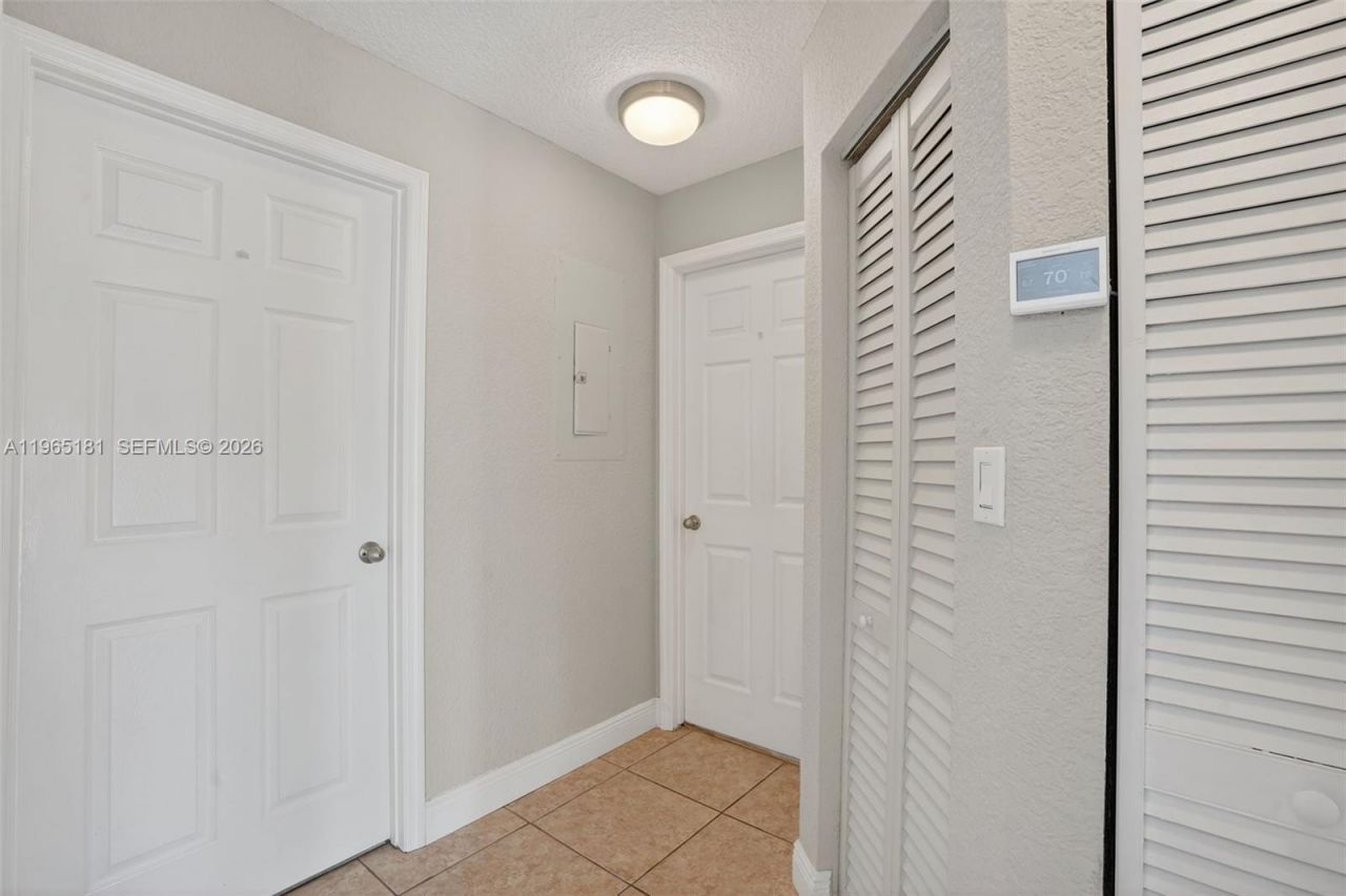 20309 SW 86th Ct, Cutler Bay, FL 33189 Photo