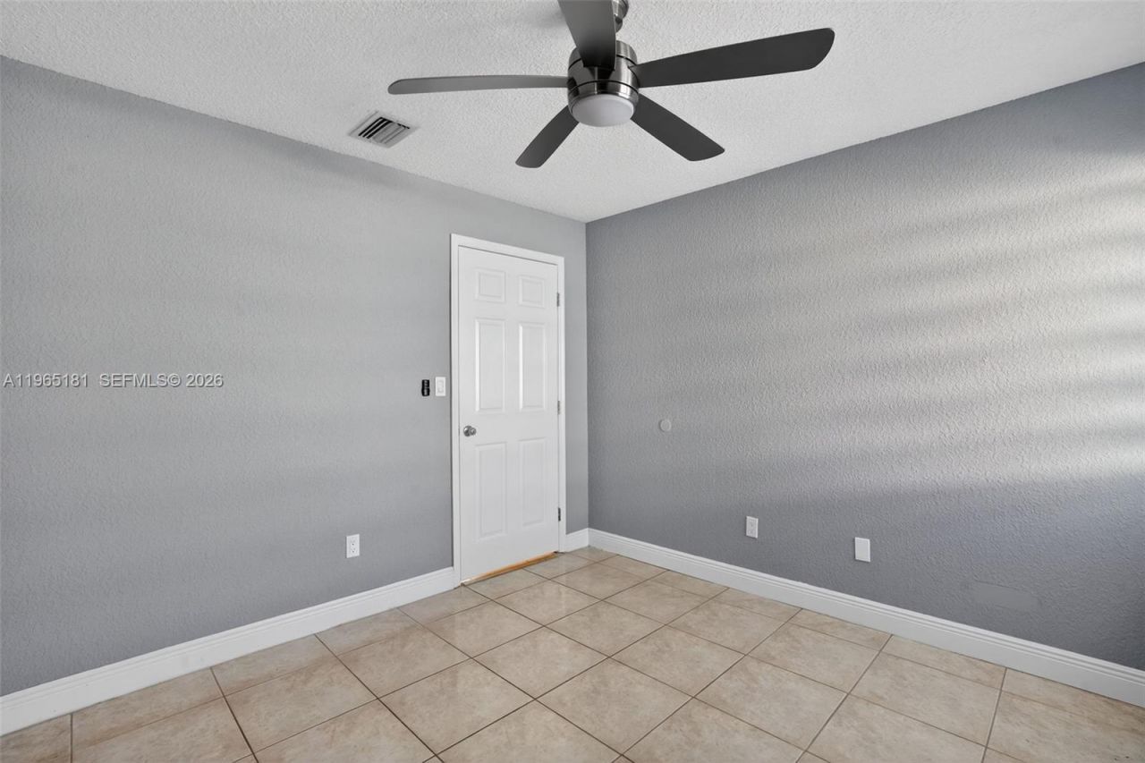 20309 SW 86th Ct, Cutler Bay, FL 33189 Photo