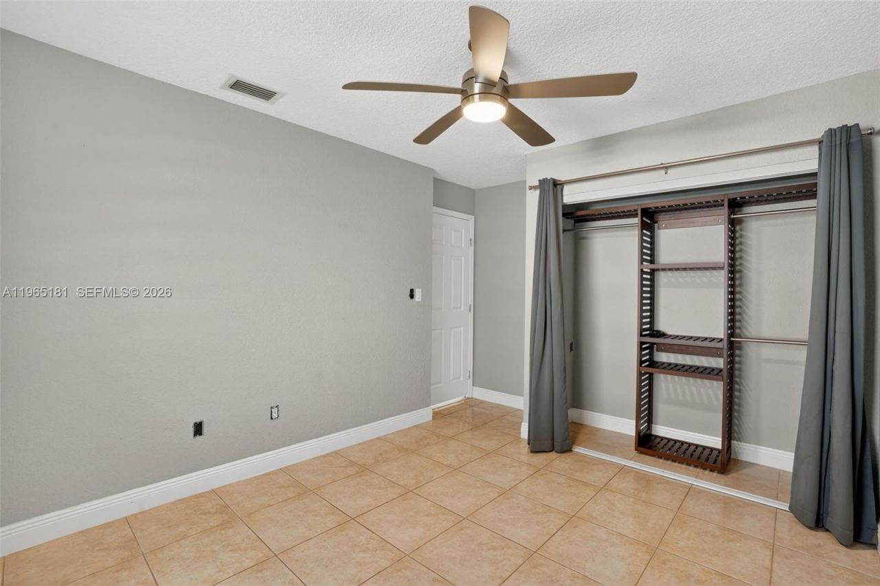 20309 SW 86th Ct, Cutler Bay, FL 33189 Photo