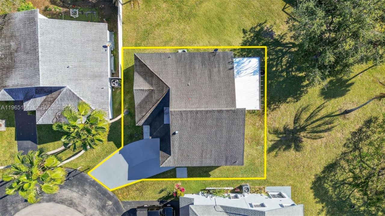 20309 SW 86th Ct, Cutler Bay, FL 33189 Photo