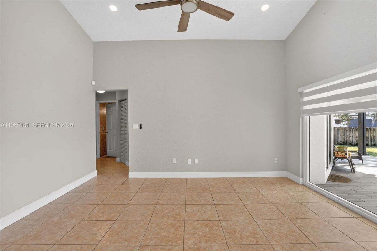 20309 SW 86th Ct, Cutler Bay, FL 33189 Photo