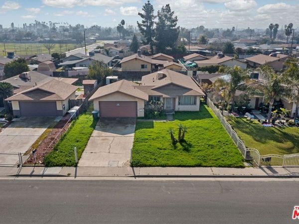 1112 Valencia Avenue, Delano, CA 93215