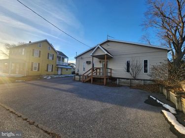 1172 MOUNT JOY ROAD, MANHEIM, PA 17545