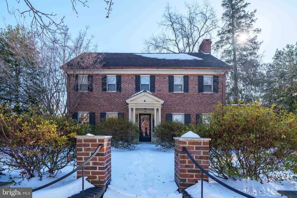 814 Blackshire Road, Wilmington, DE 19805 Main Photo