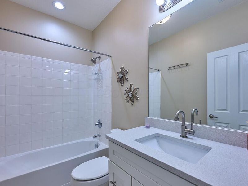 5412 Tathwell Drive , Unit 39, New Albany, OH 43054 Photo 18