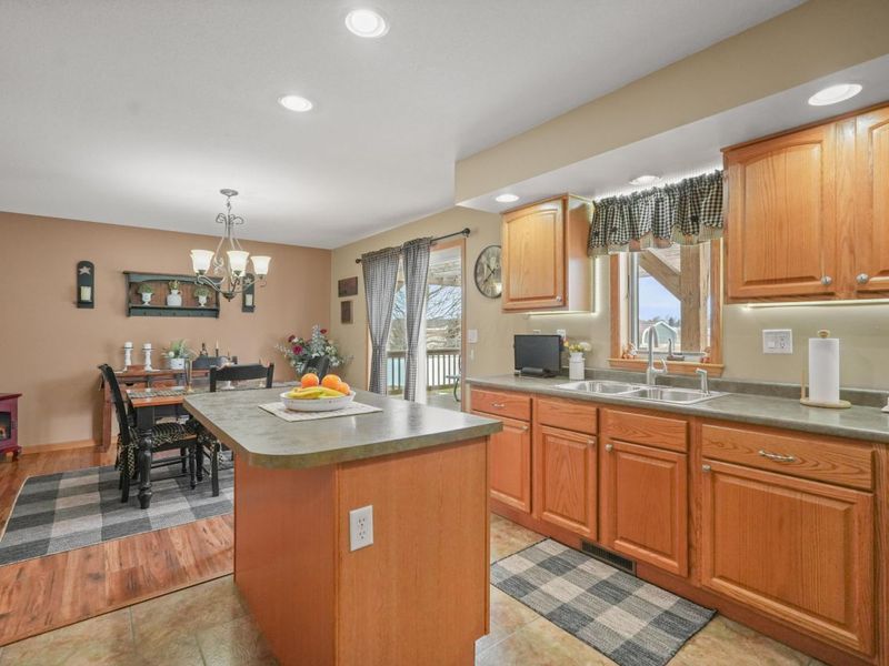 762 Township Road 150, Sullivan, OH 44880 Photo 12