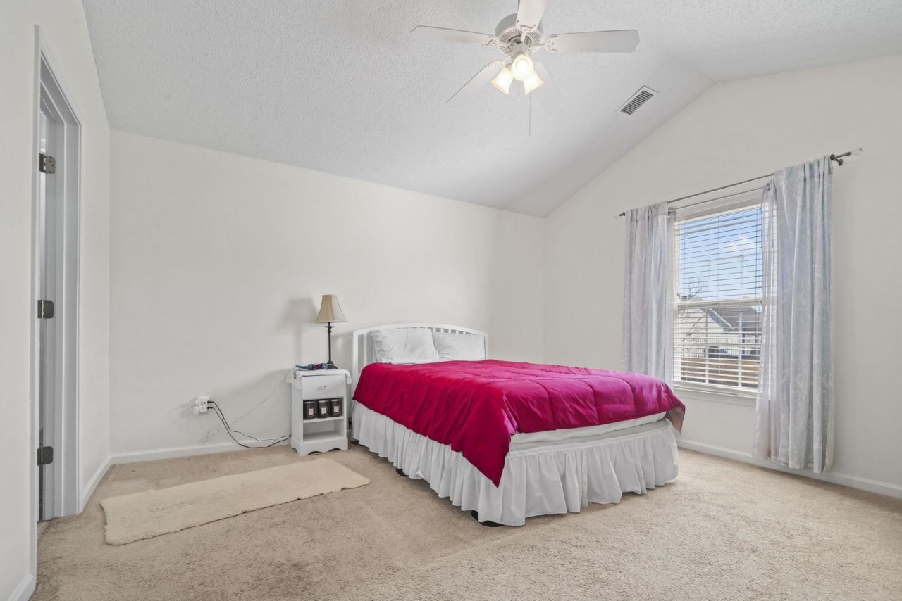 313 Harbour Reef Dr. Photo 24