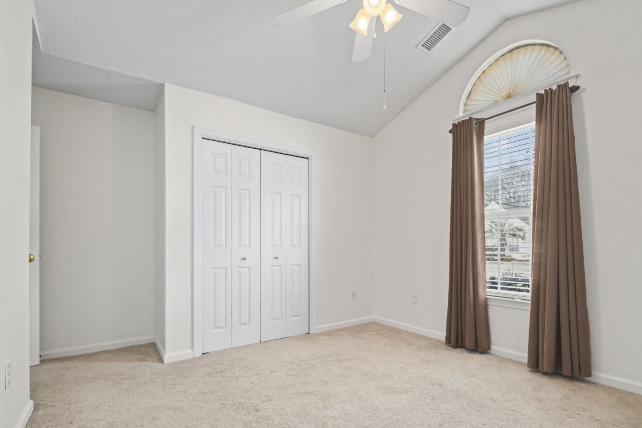 313 Harbour Reef Dr. Photo 29