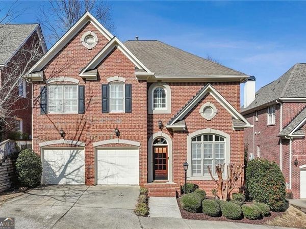 1200 Dunwoody Village Drive, Dunwoody, GA 30338
