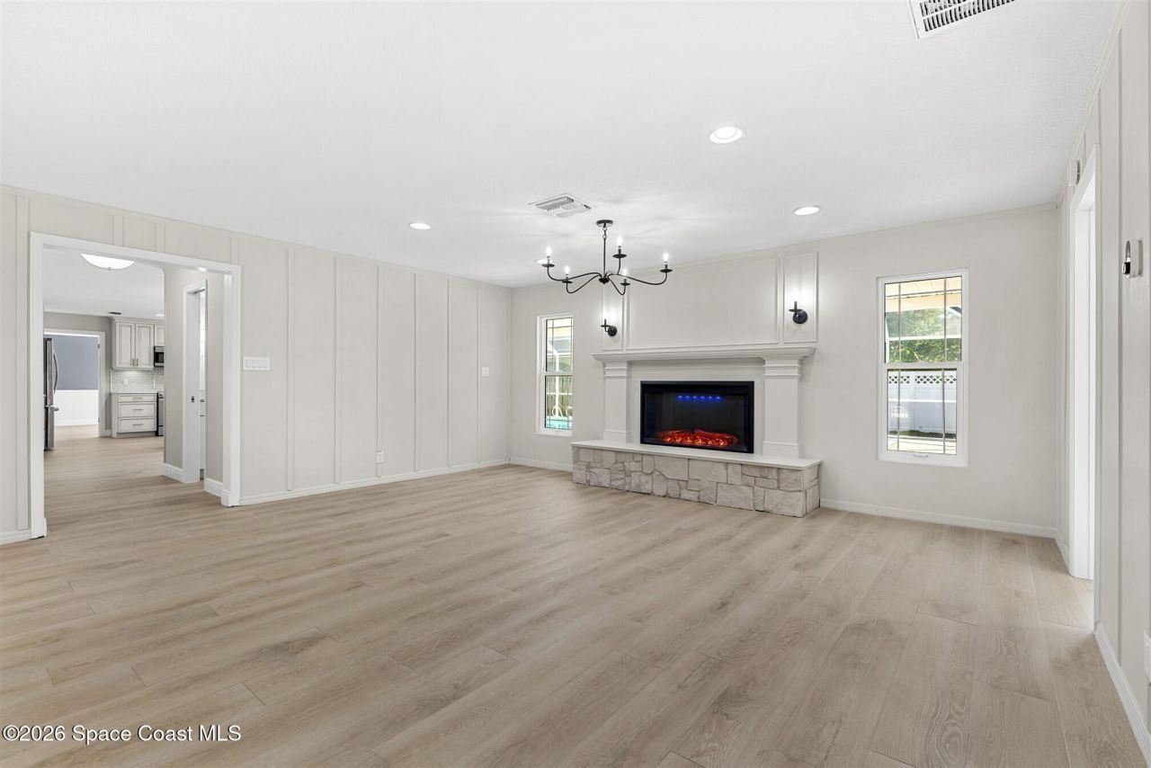 517 N River Oaks Drive , Indialantic, FL 32903 Photo