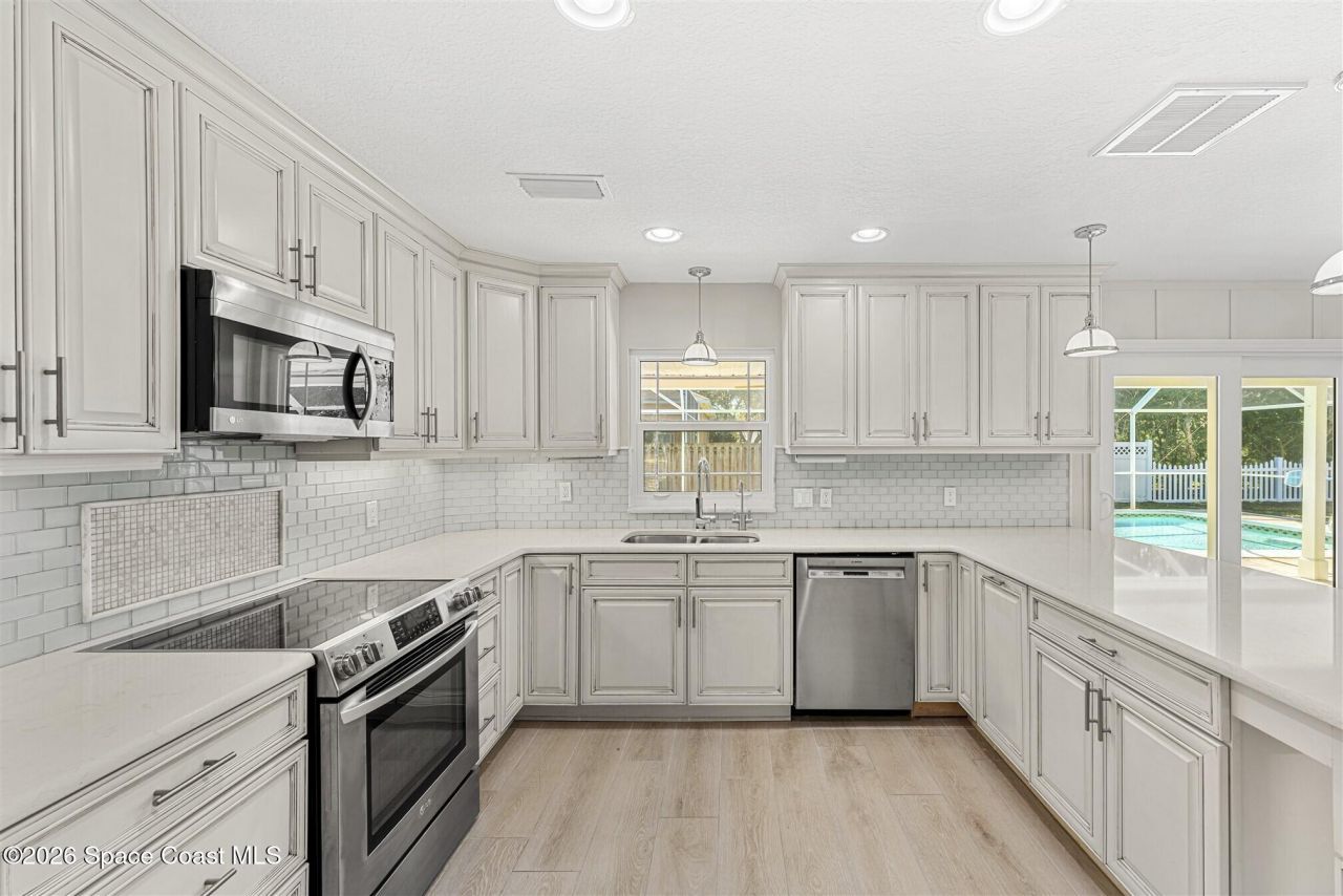 517 N River Oaks Drive , Indialantic, FL 32903 Photo