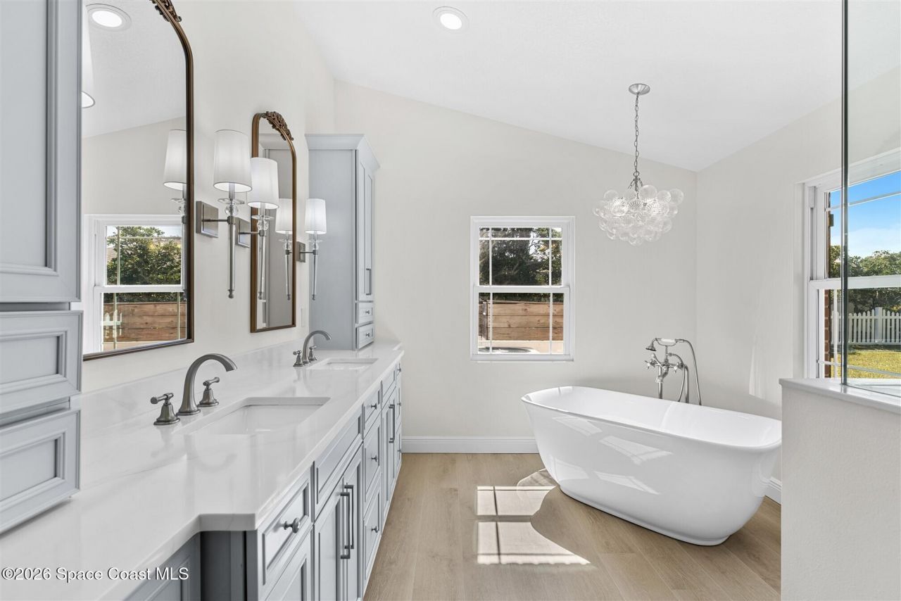 517 N River Oaks Drive , Indialantic, FL 32903 Photo