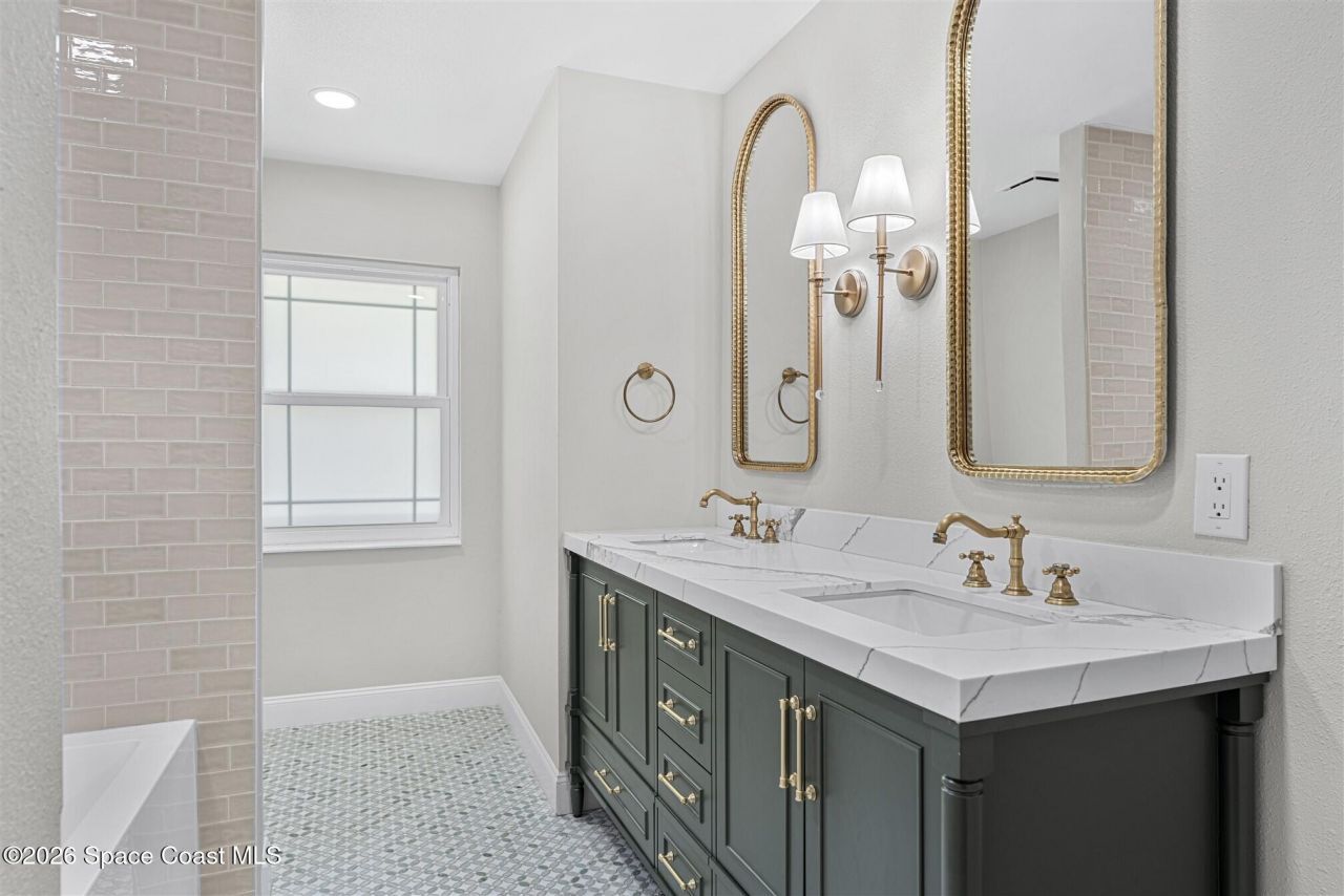 517 N River Oaks Drive , Indialantic, FL 32903 Photo