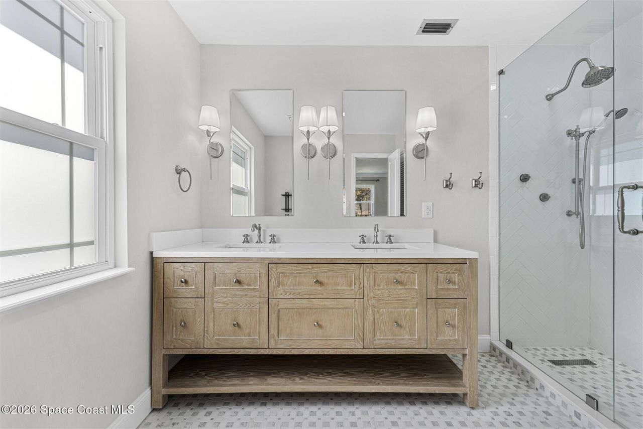 517 N River Oaks Drive , Indialantic, FL 32903 Photo