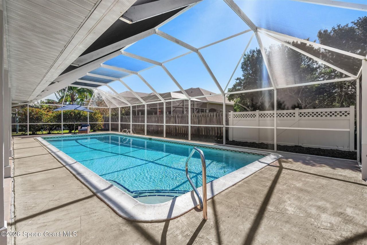 517 N River Oaks Drive , Indialantic, FL 32903 Photo