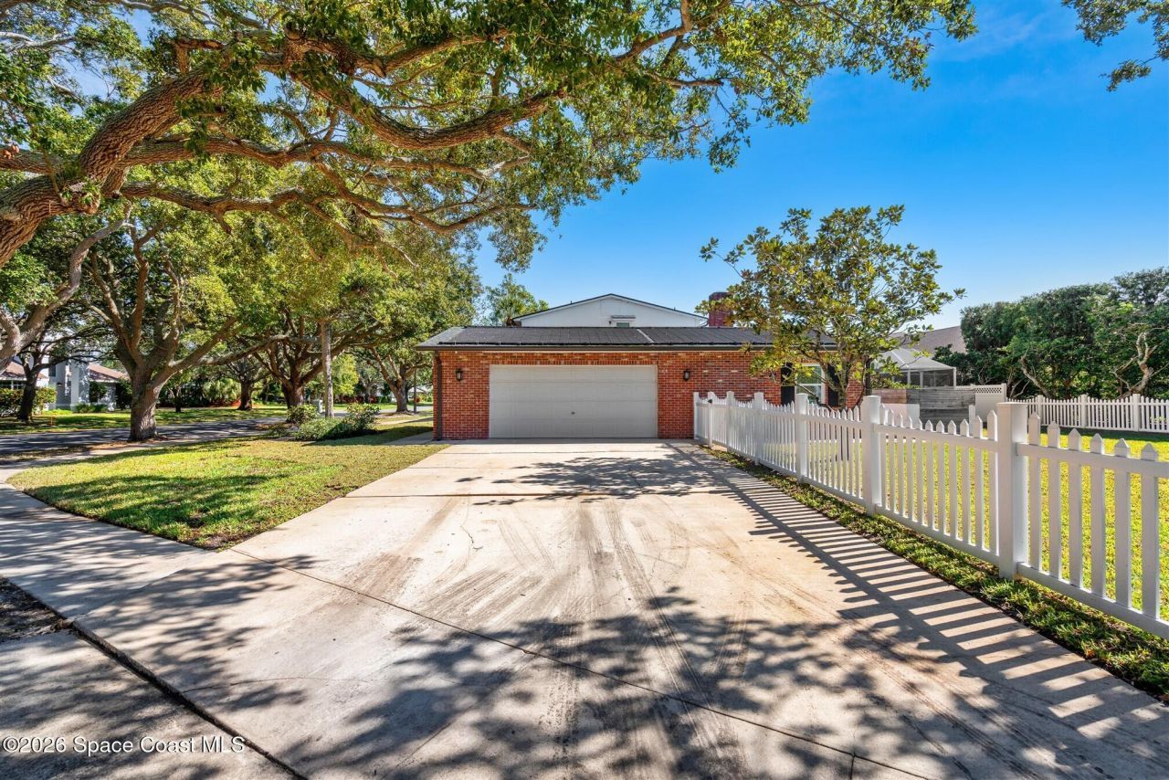 517 N River Oaks Drive , Indialantic, FL 32903 Photo