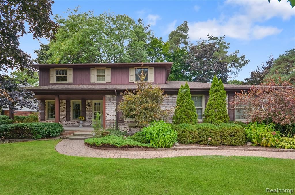 53645 Lambeth Court, Shelby Township, MI 48316 Main Photo