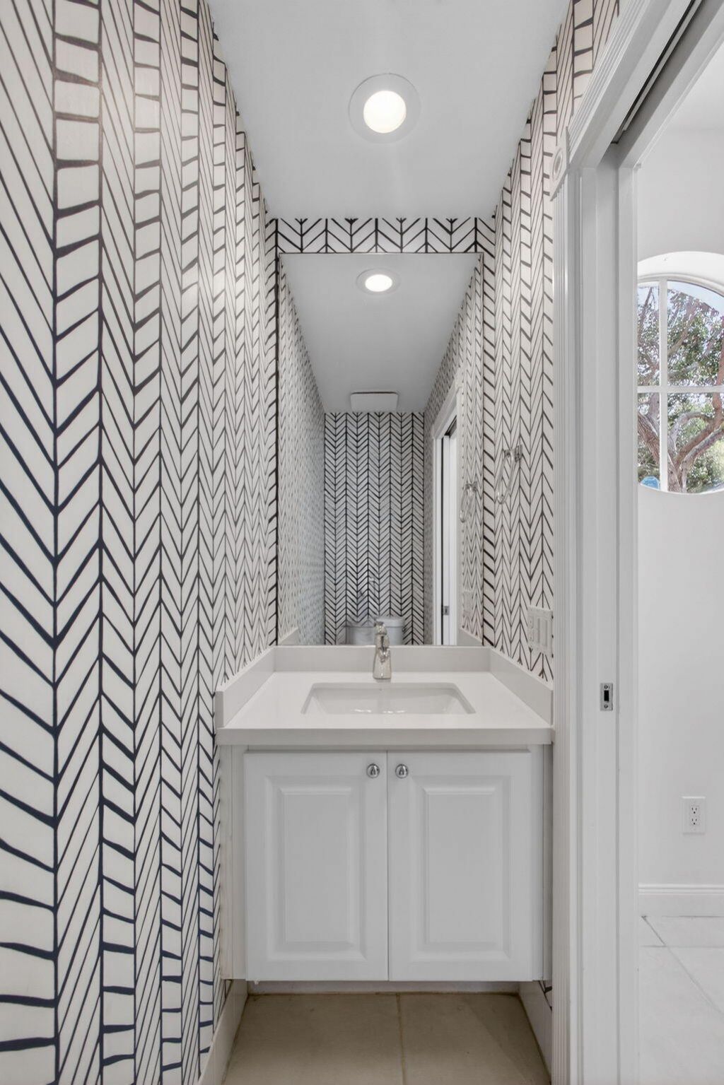 355 Salinas Drive, Palm Beach Gardens, FL 33410 Photo