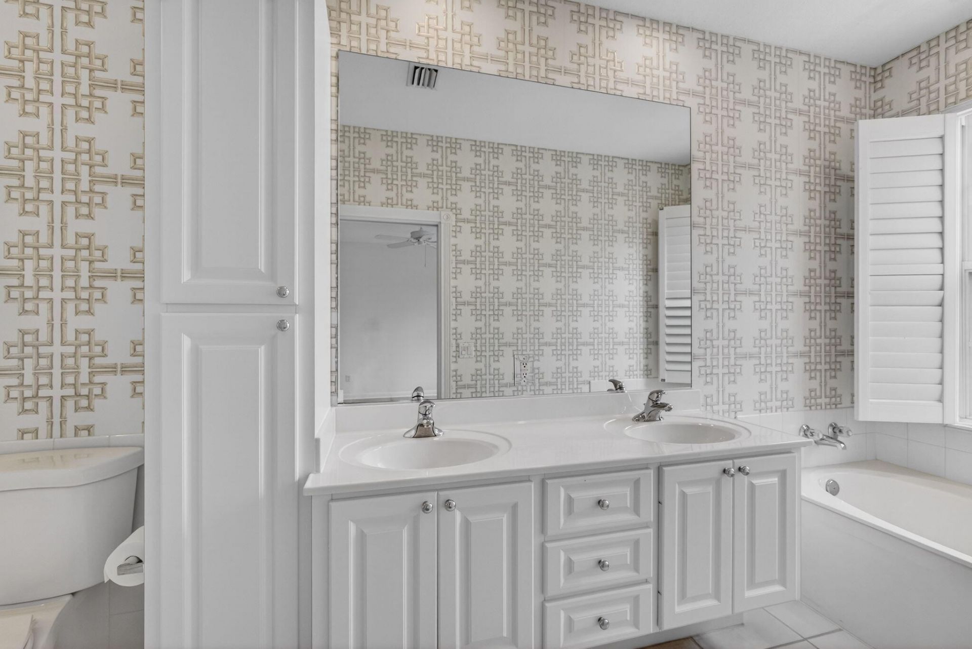 355 Salinas Drive, Palm Beach Gardens, FL 33410 Photo