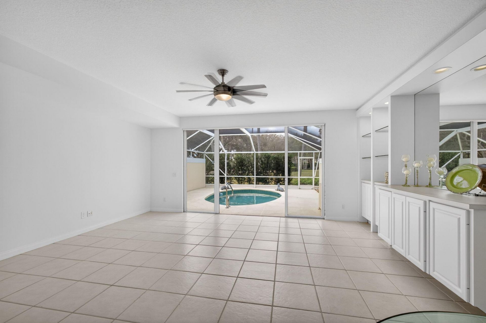 355 Salinas Drive, Palm Beach Gardens, FL 33410 Photo