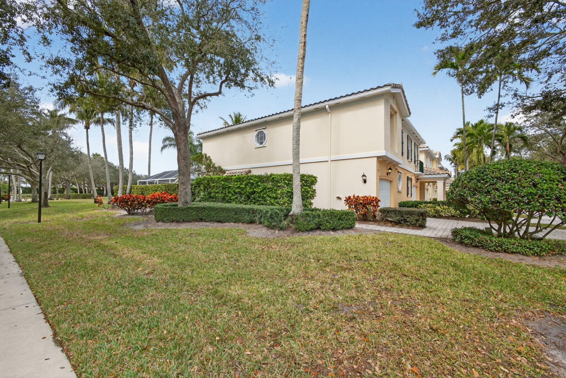 355 Salinas Drive, Palm Beach Gardens, FL 33410 Photo