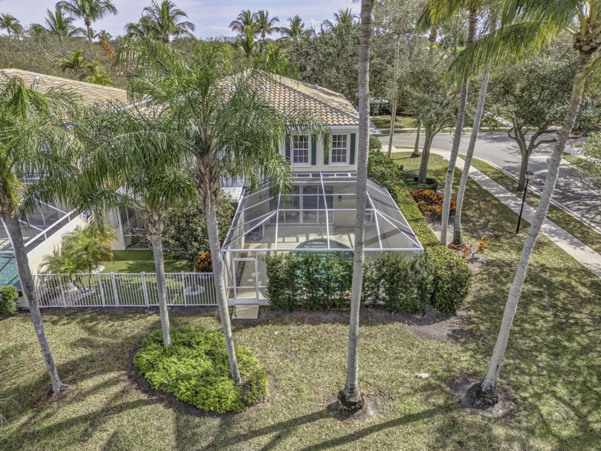 355 Salinas Drive, Palm Beach Gardens, FL 33410 Photo