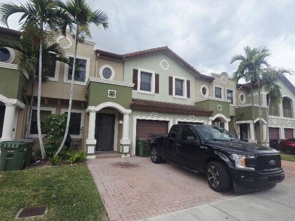 636 NE 35th Avenue, Homestead, FL 33033