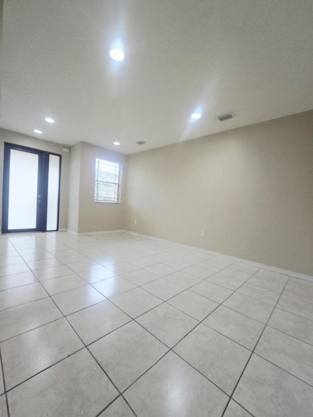 636 NE 35th Avenue, Homestead, FL 33033 Photo