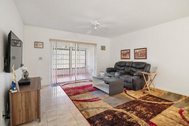 107 Lake Terry Drive, West Palm Beach, FL 33411 Photo