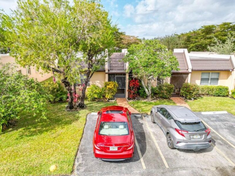 107 Lake Terry Drive, West Palm Beach, FL 33411 Photo