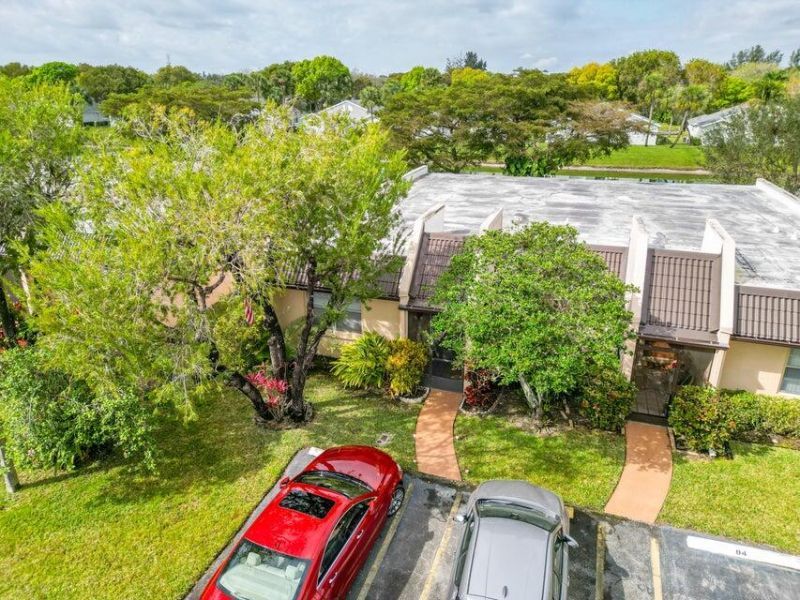 107 Lake Terry Drive, West Palm Beach, FL 33411 Photo