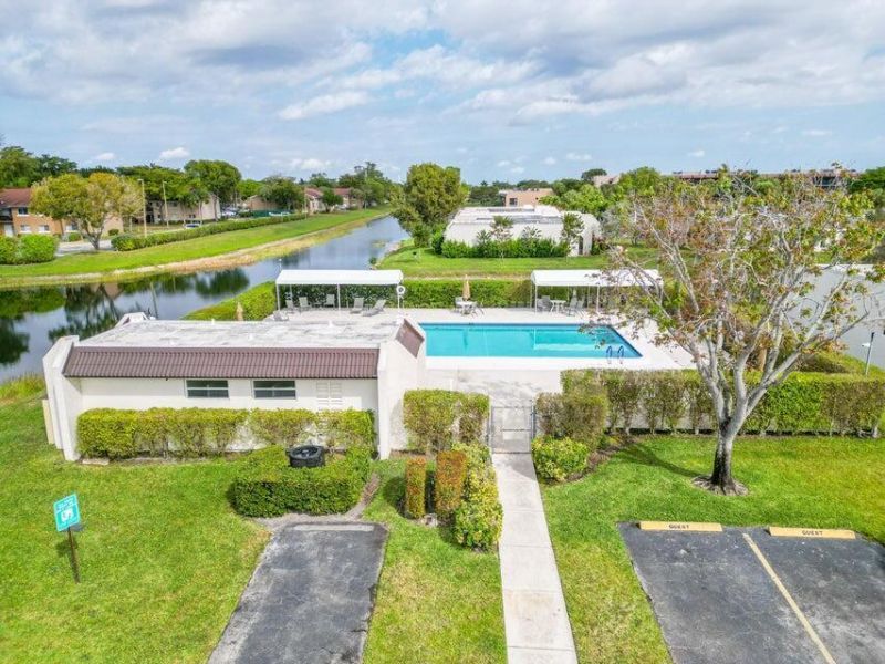 107 Lake Terry Drive, West Palm Beach, FL 33411 Photo
