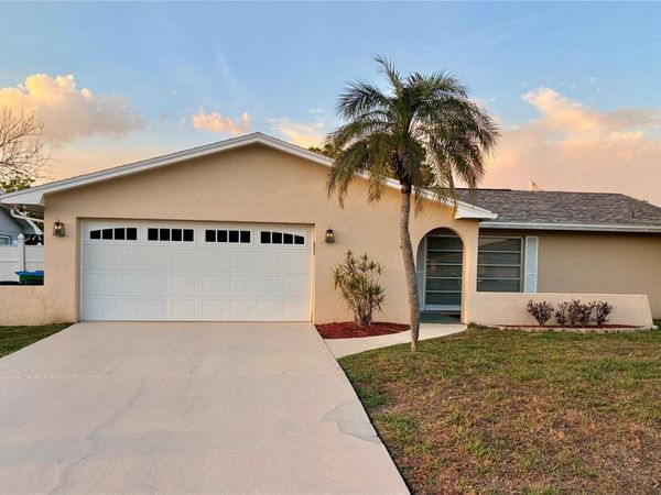 11275 90TH TERRACE, SEMINOLE, FL 33772