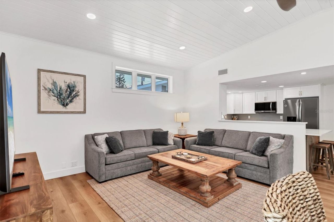 270 Gladiolus Street, Anna Maria, FL 34216 Photo