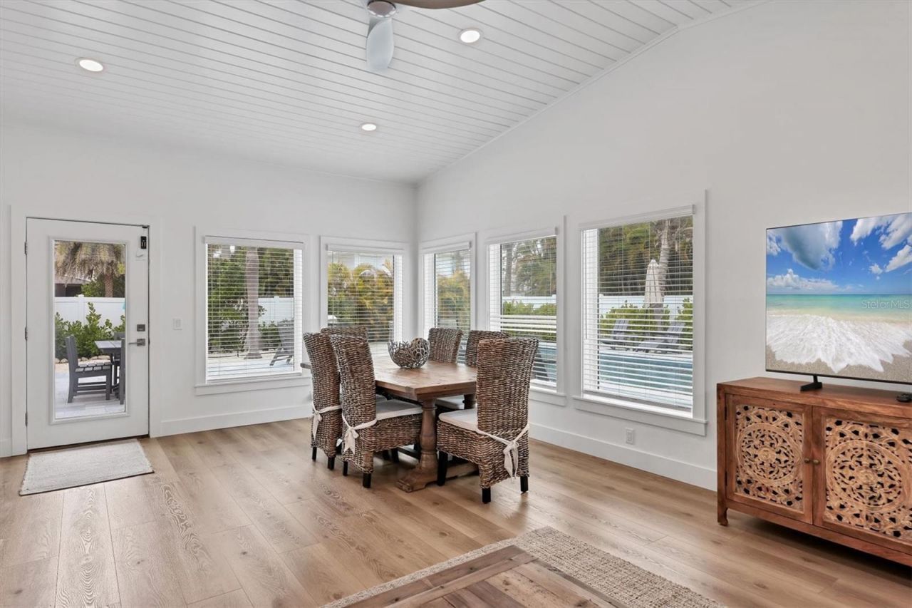 270 Gladiolus Street, Anna Maria, FL 34216 Photo