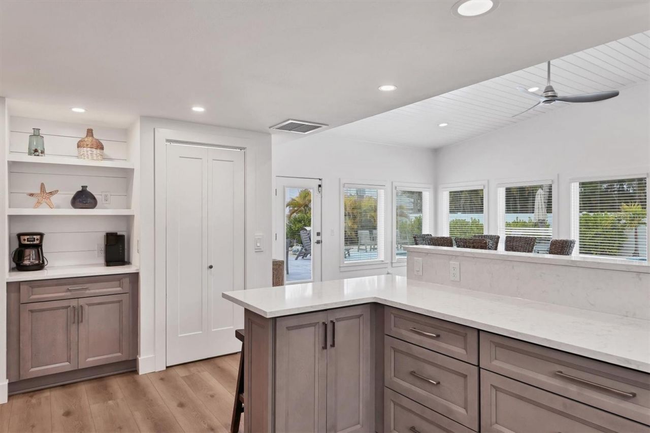 270 Gladiolus Street, Anna Maria, FL 34216 Photo