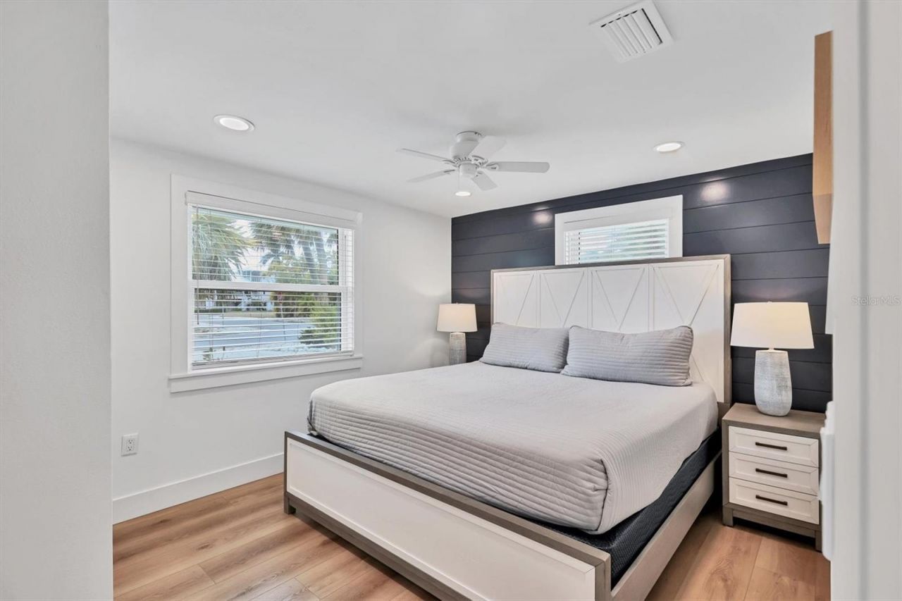 270 Gladiolus Street, Anna Maria, FL 34216 Photo