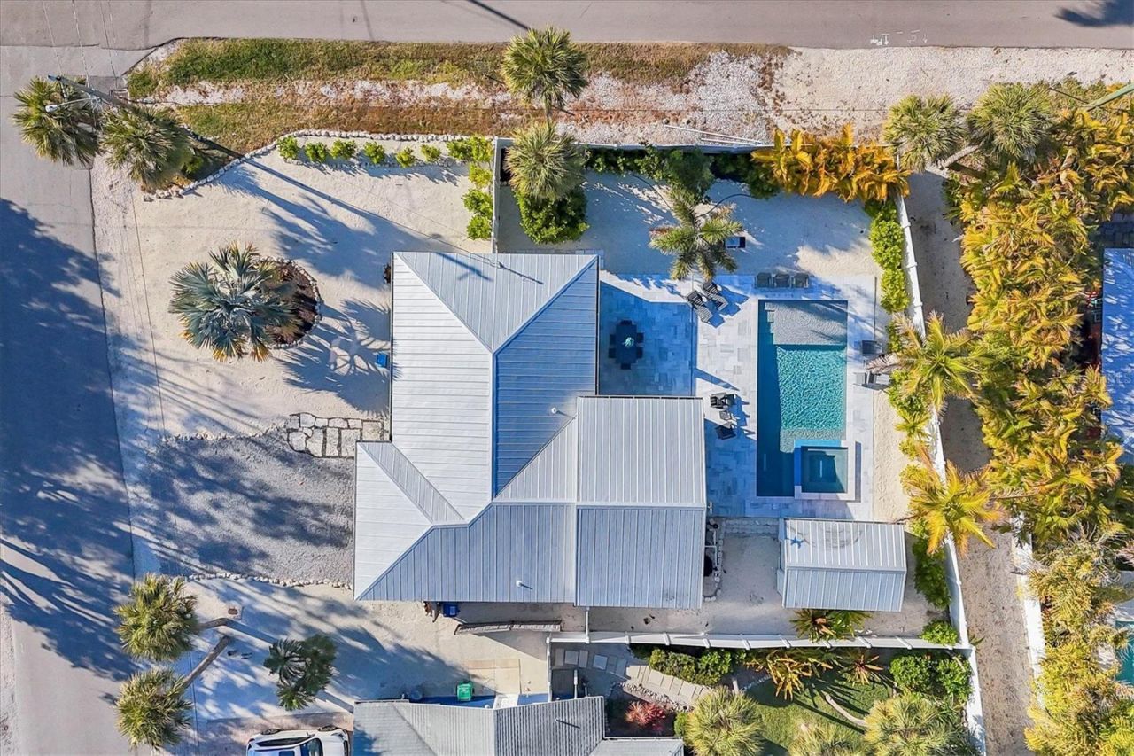 270 Gladiolus Street, Anna Maria, FL 34216 Photo