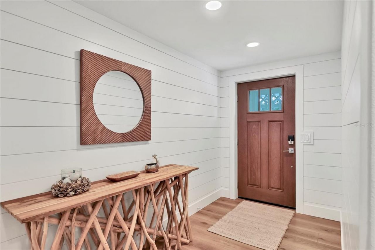 270 Gladiolus Street, Anna Maria, FL 34216 Photo