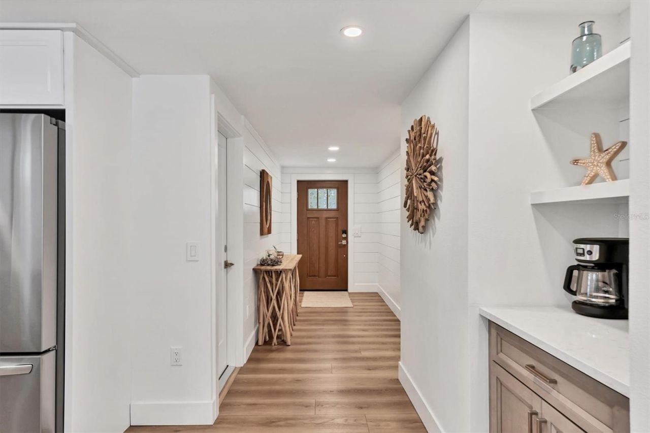 270 Gladiolus Street, Anna Maria, FL 34216 Photo